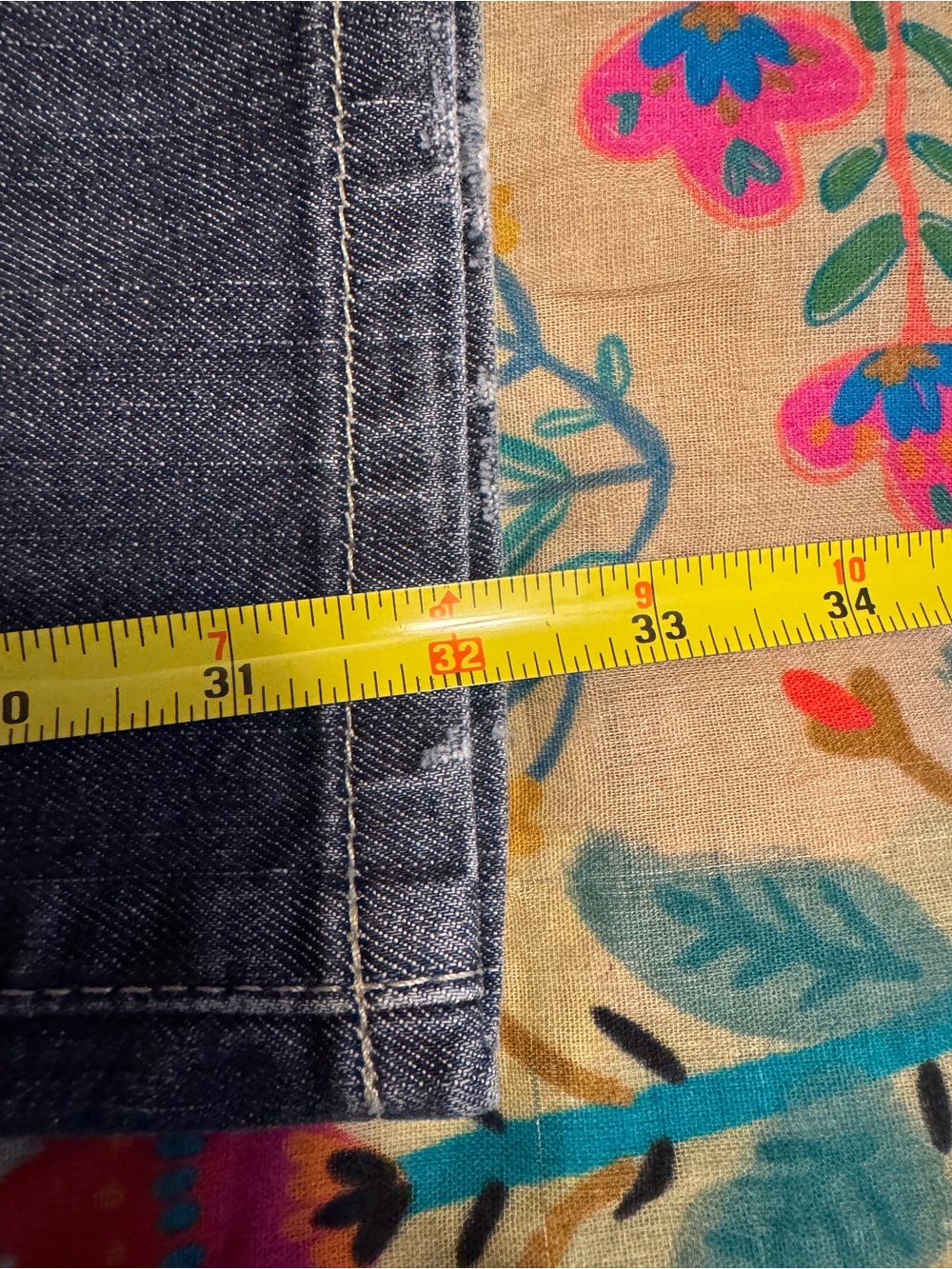 GUESS Los Angeles Bootcut Jeans Women’s 29 Medium Wash Distressed Stretch - Picture 7 of 11
